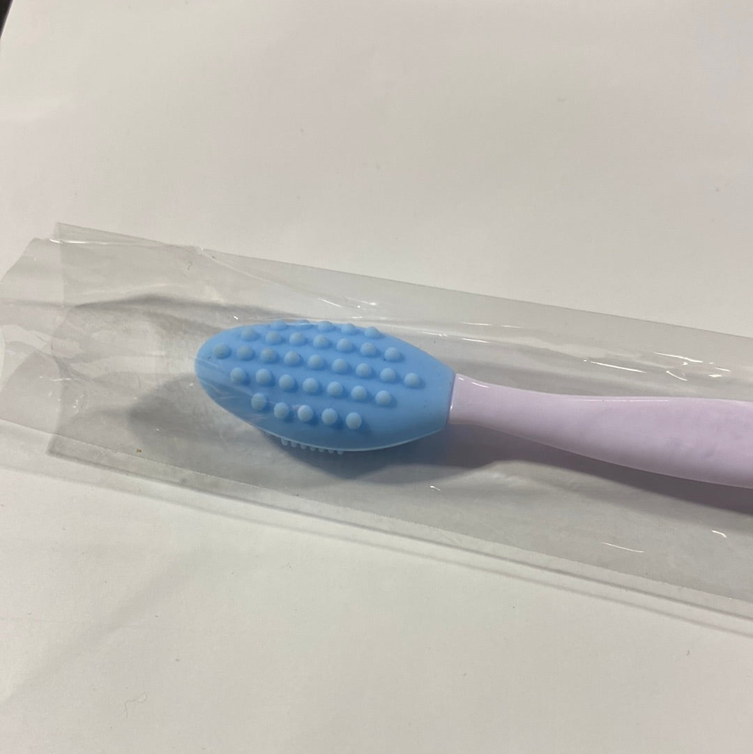 Lip Scrubber