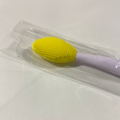 Lip Scrubber